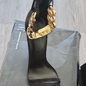 Aminah Abdul Jillil INC International Concepts Black and Gold Chain Heels